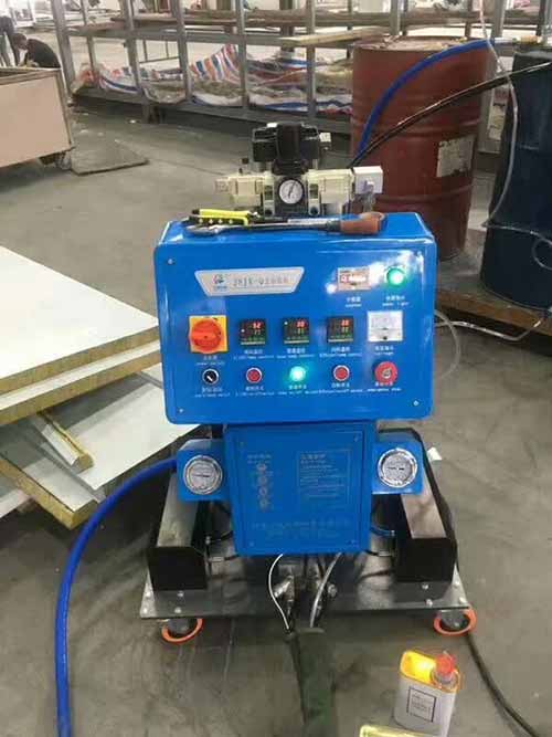 湖南保溫噴涂聚氨酯設備(圖1) 聚氨酯噴涂材料施工設備